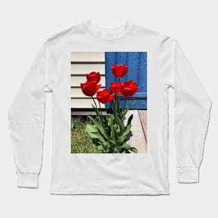 Red Tulips in front of a Blue Door Long Sleeve T-Shirt